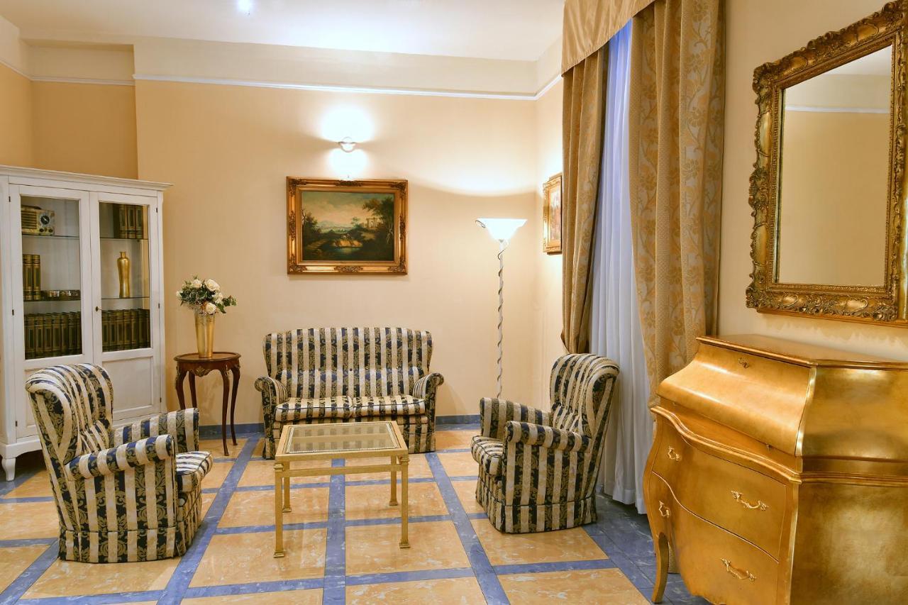 Hotel Butterfly Montecatini Terme Ngoại thất bức ảnh