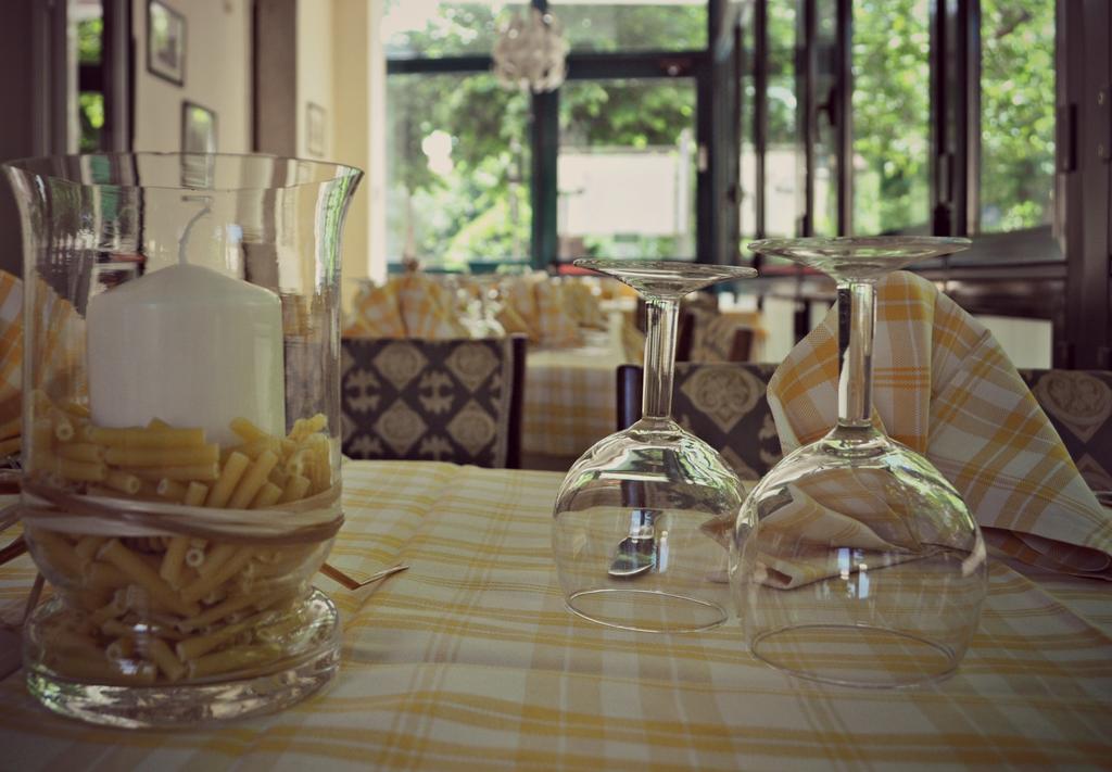 Hotel Butterfly Montecatini Terme Ngoại thất bức ảnh