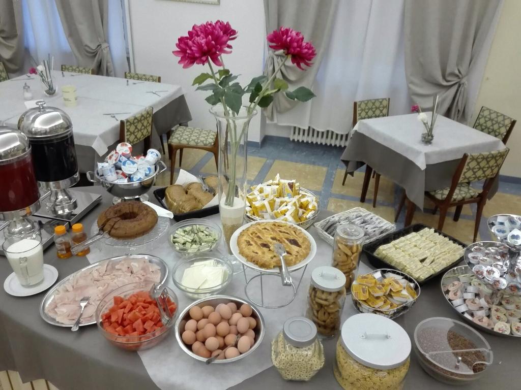 Hotel Butterfly Montecatini Terme Ngoại thất bức ảnh