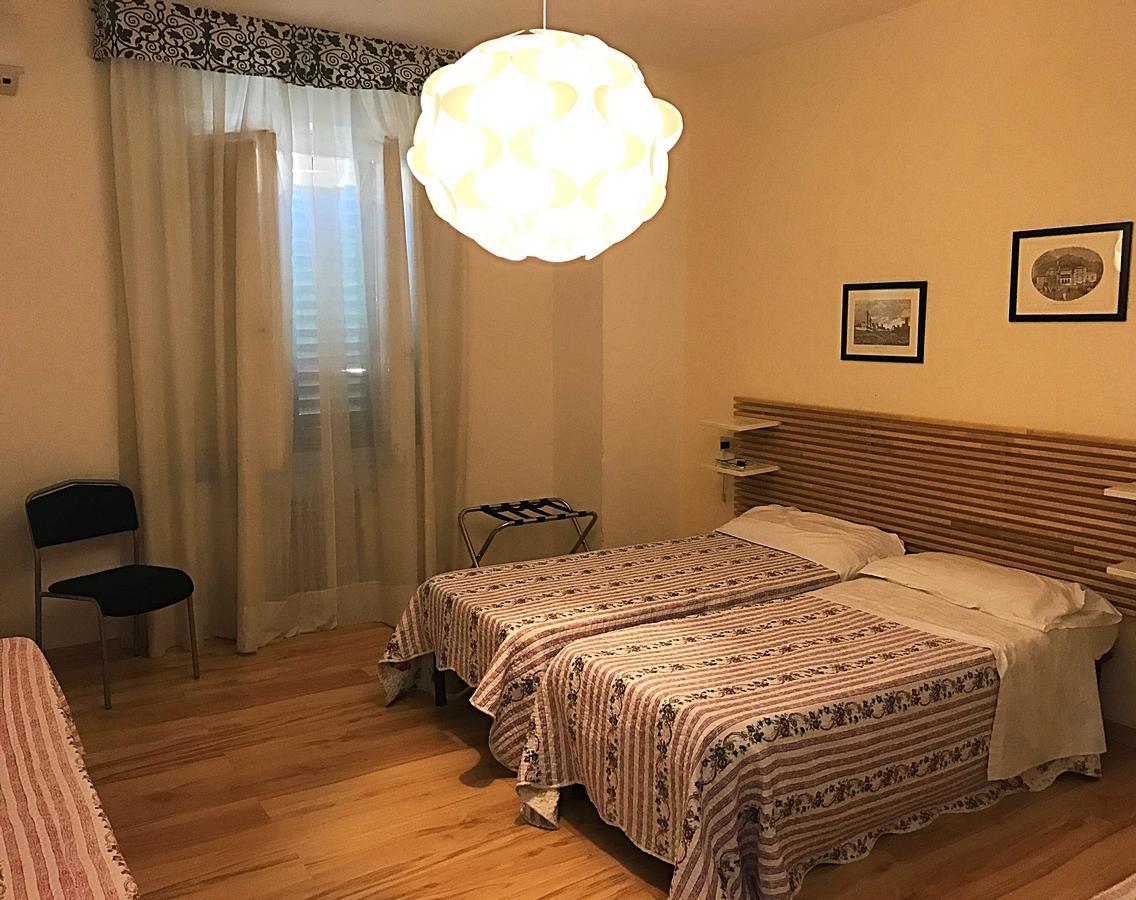 Hotel Butterfly Montecatini Terme Ngoại thất bức ảnh