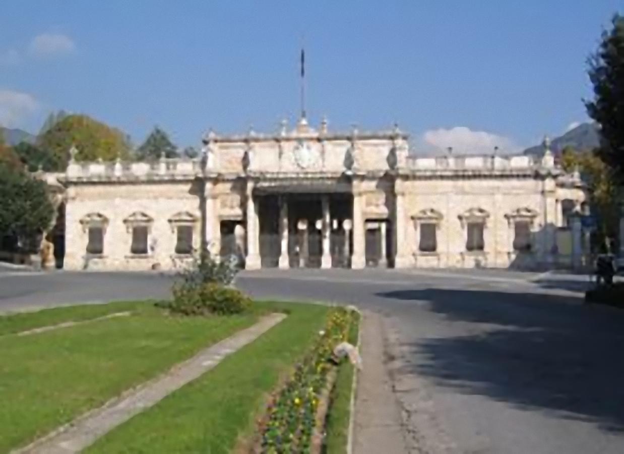 Hotel Butterfly Montecatini Terme Ngoại thất bức ảnh